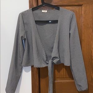 Long sleeve tie top